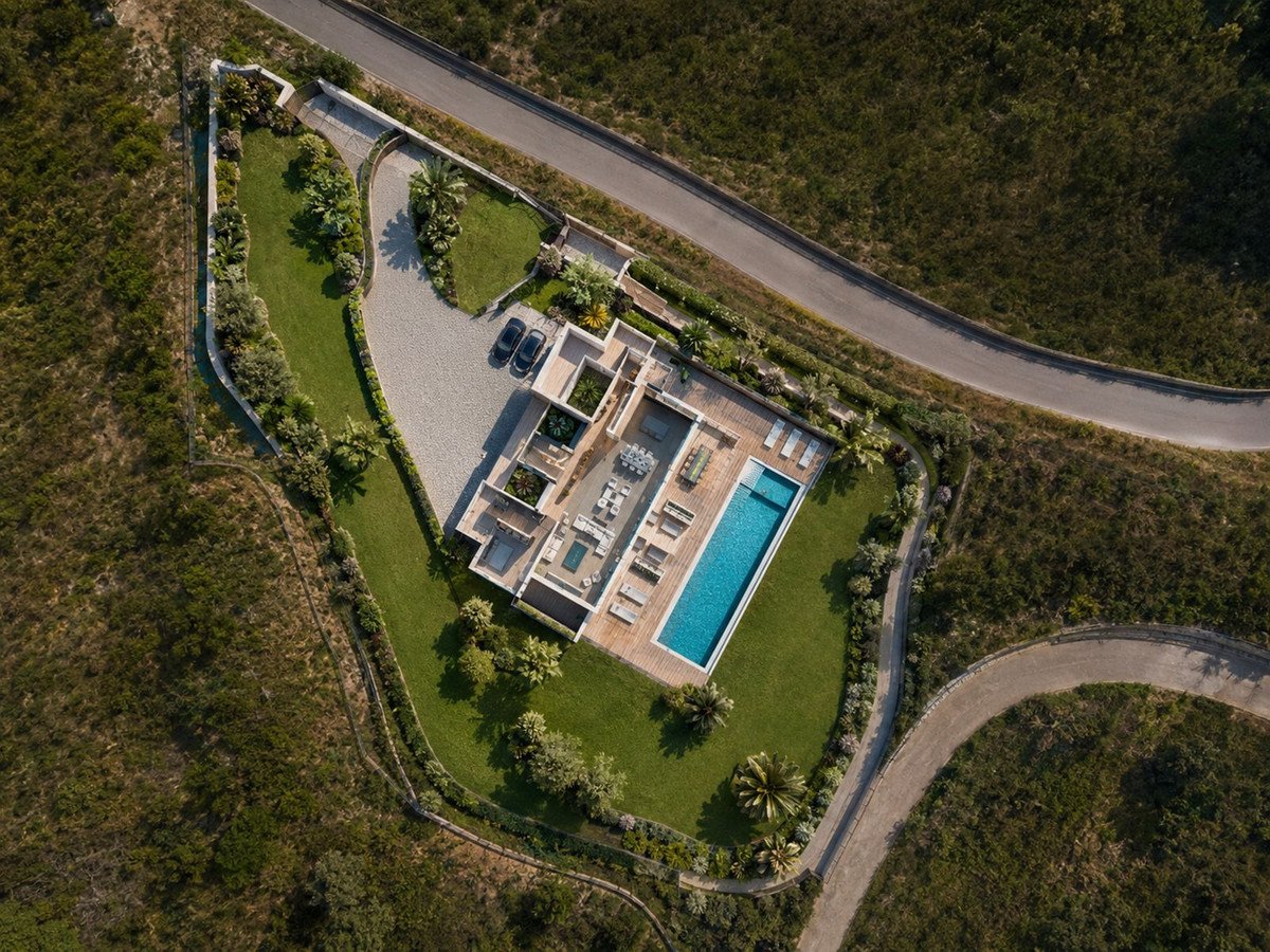 Residential Plot in Benahavís