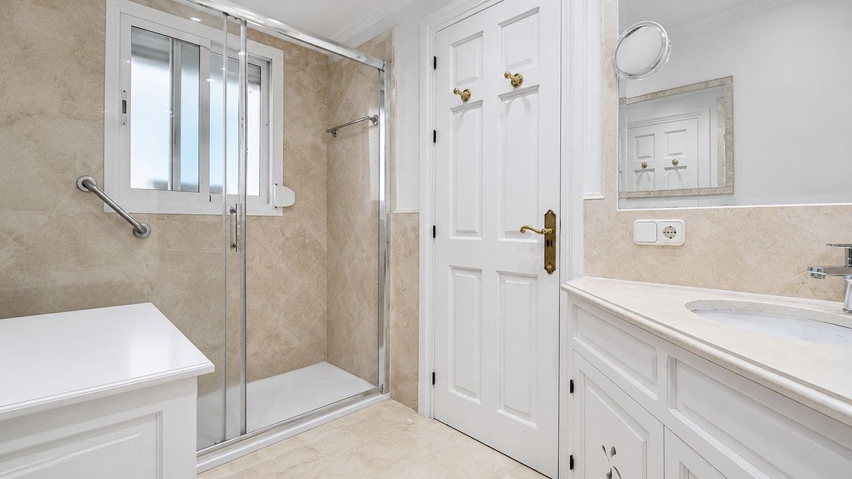 3 Bed Penthouse in Marbella