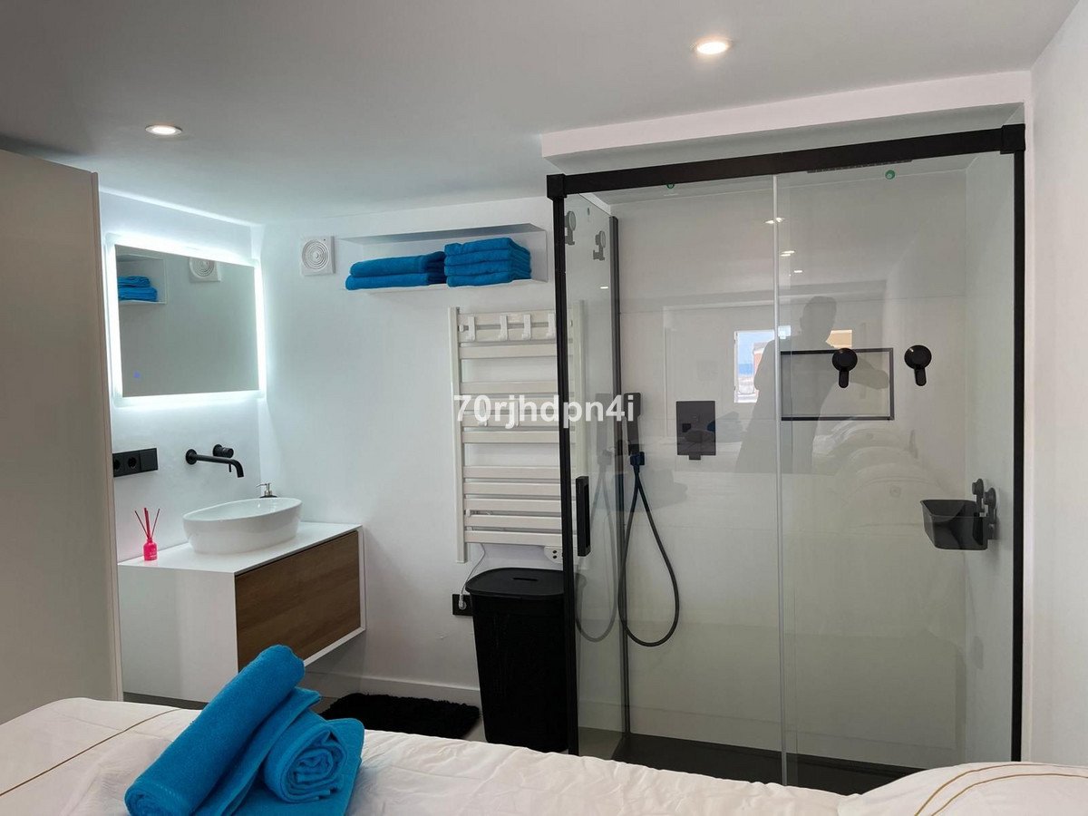 4 Bed Detached Villa in Estepona