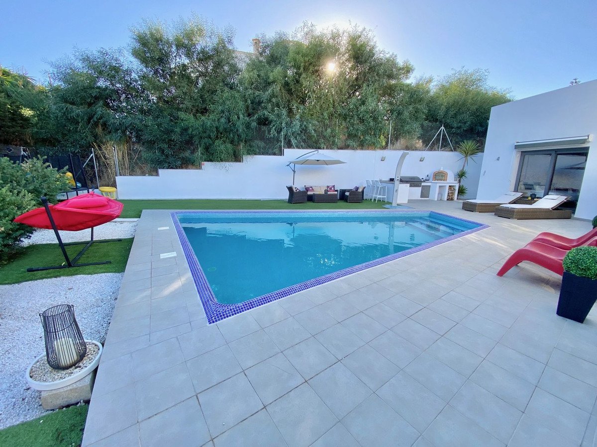 4 Bed Detached Villa in Mijas