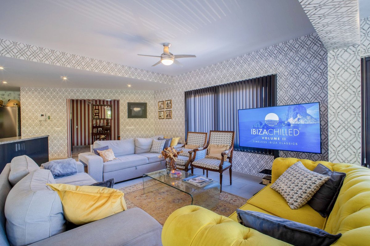 4 Bed Detached Villa in Mijas