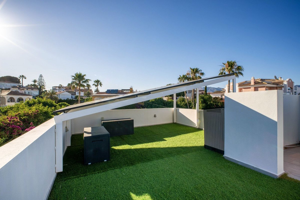4 Bed Detached Villa in Mijas