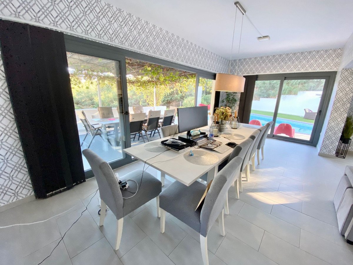 4 Bed Detached Villa in Mijas