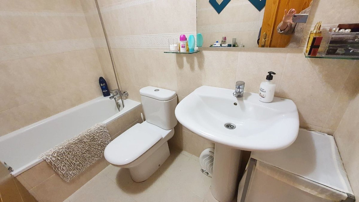 1 Bed Middle Floor Apartment in Los Pacos