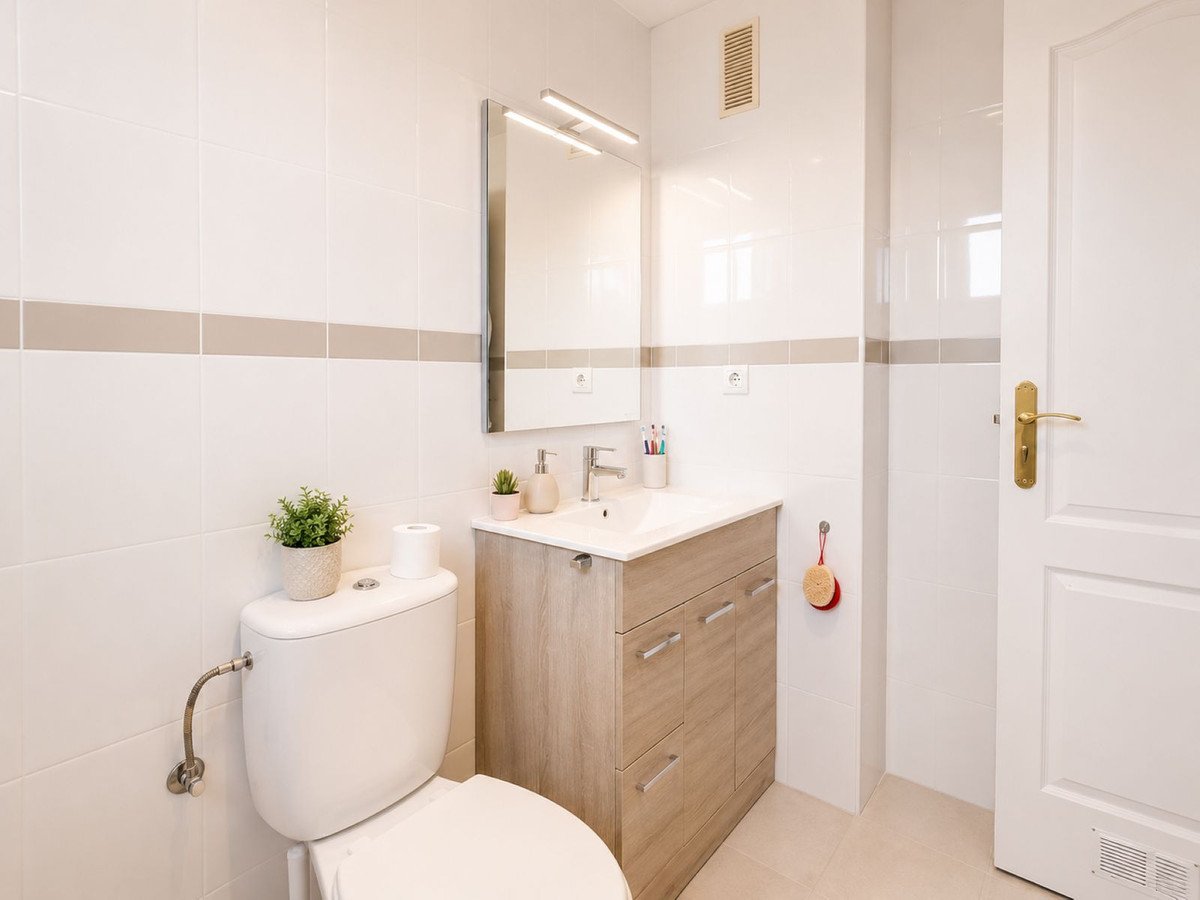 4 Bed Ground Floor Apartment in Casares Playa
