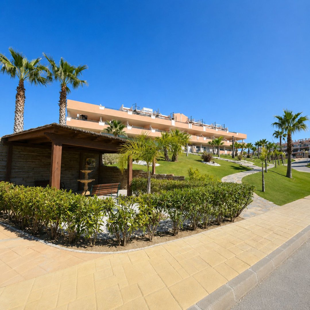 4 Bed Ground Floor Apartment in Casares Playa