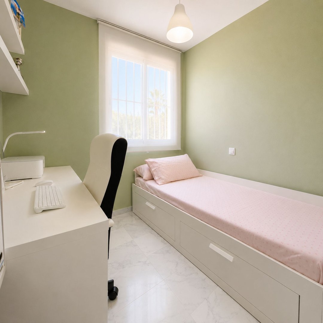 4 Bed Ground Floor Apartment in Casares Playa
