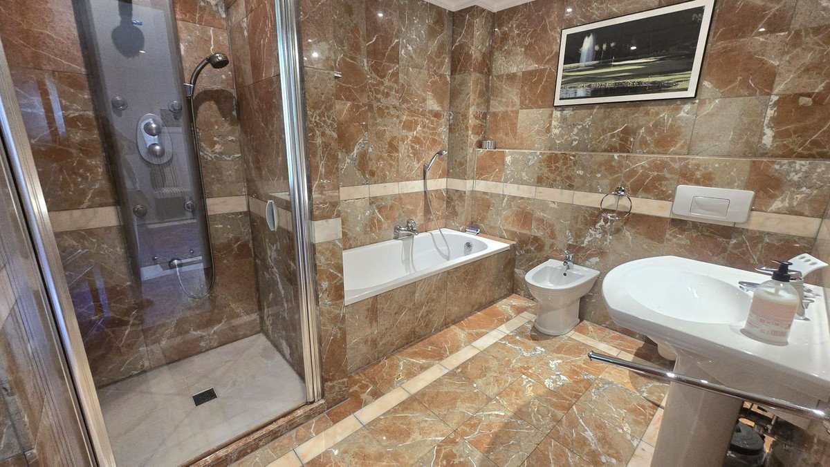 7 Bed Detached Villa in El Rosario