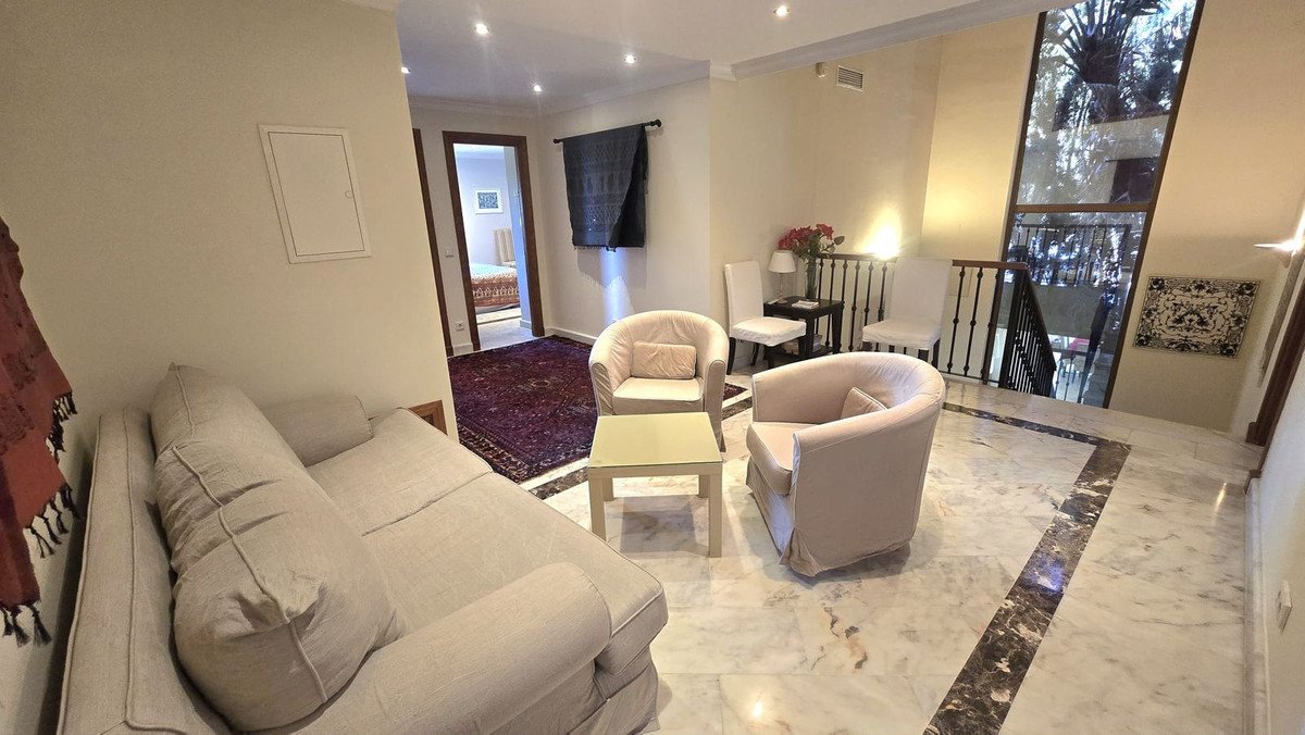 7 Bed Detached Villa in El Rosario