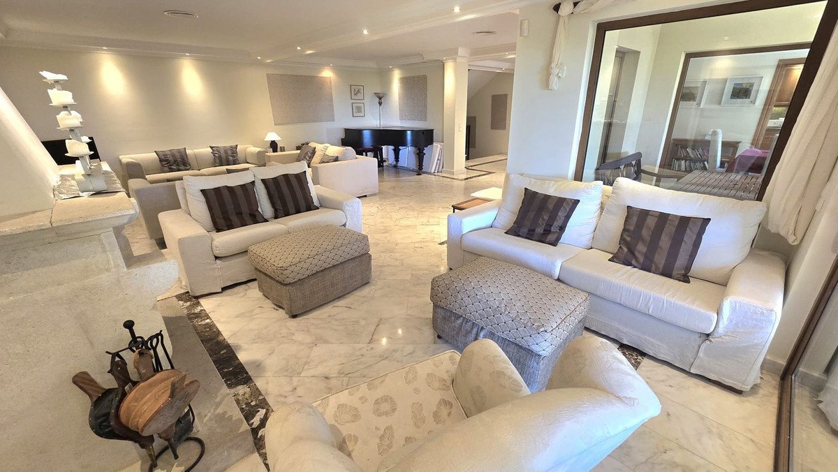 7 Bed Detached Villa in El Rosario