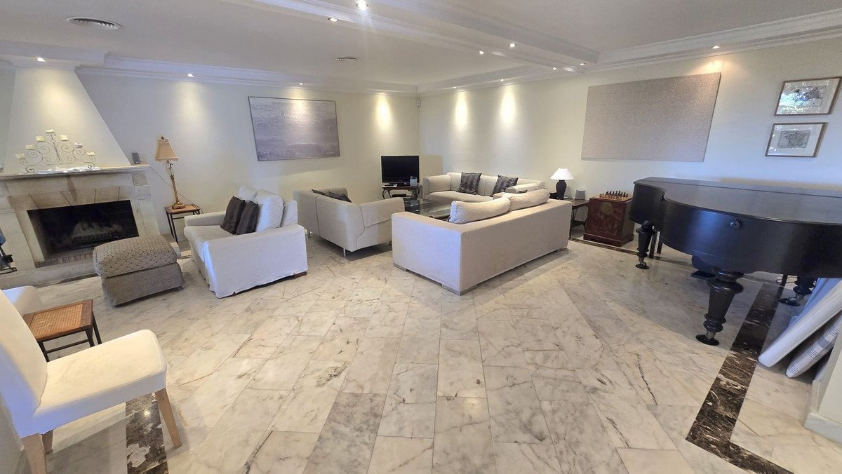 7 Bed Detached Villa in El Rosario