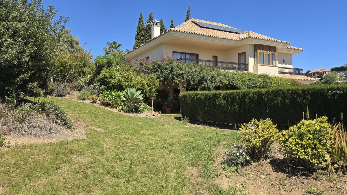 7 Bed Detached Villa in El Rosario