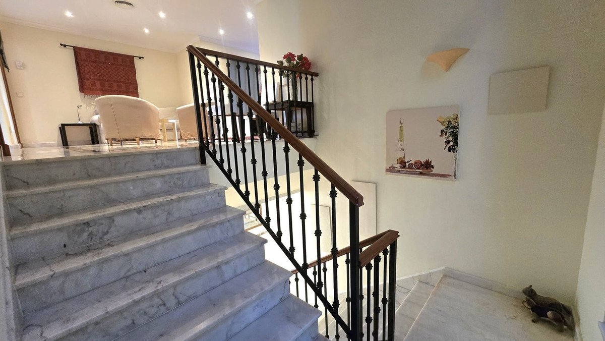 7 Bed Detached Villa in El Rosario