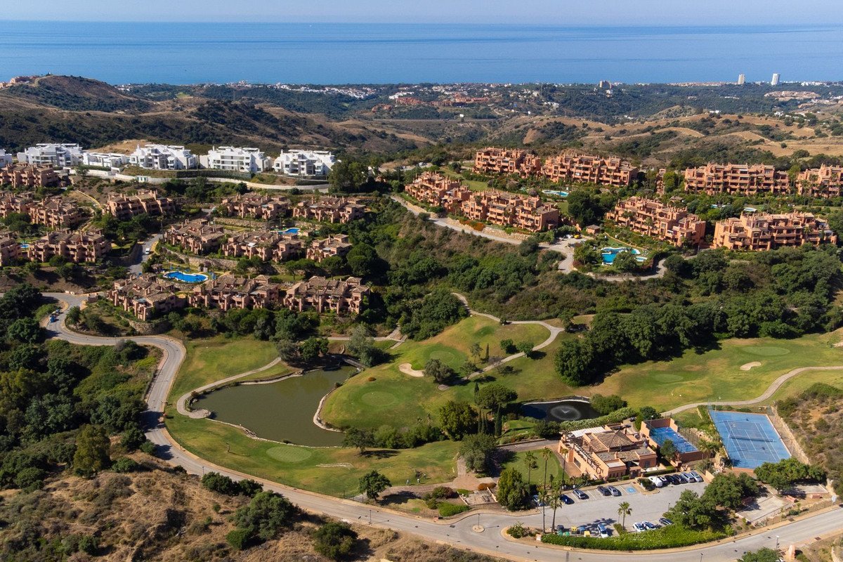 2 Bed Ground Floor Apartment in La Mairena