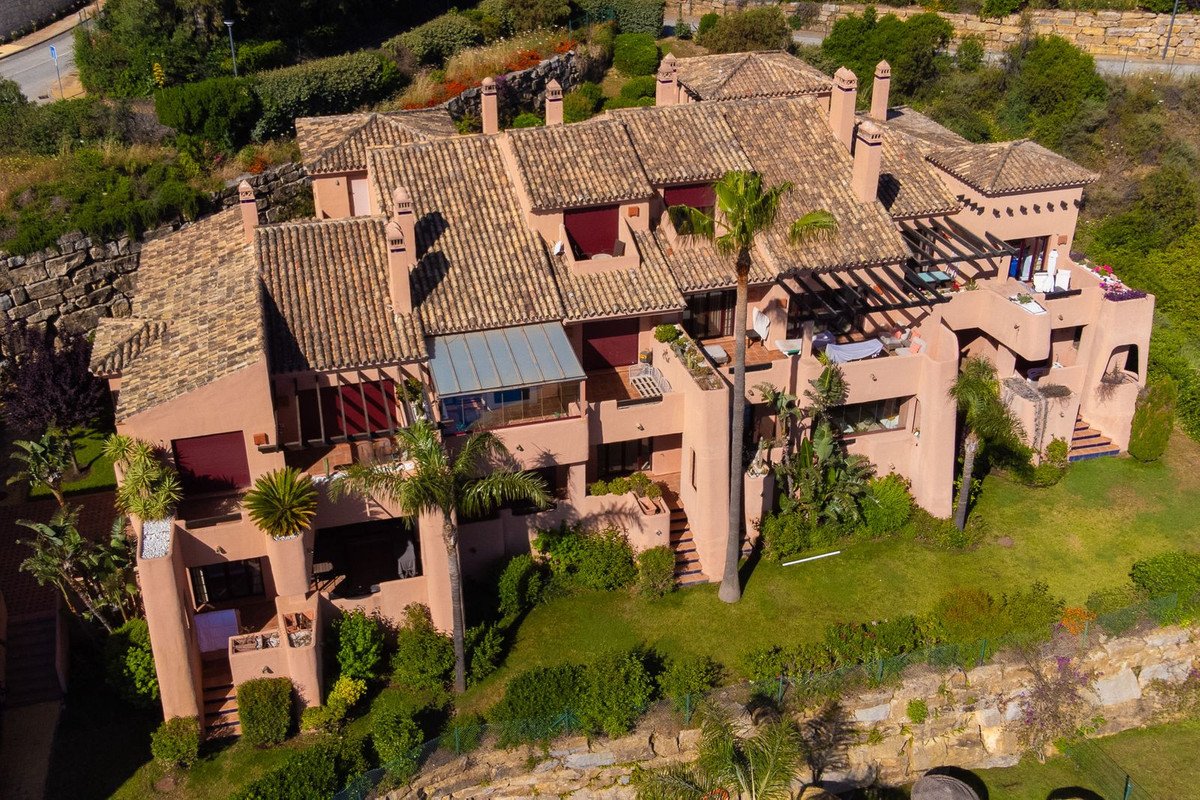 2 Bed Ground Floor Apartment in La Mairena