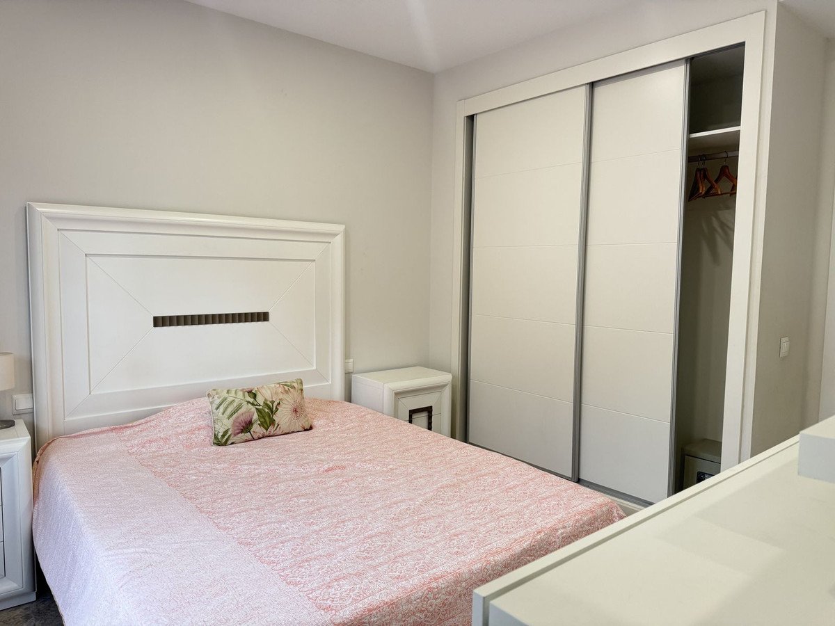 2 Bed Ground Floor Apartment in Nueva Andalucía