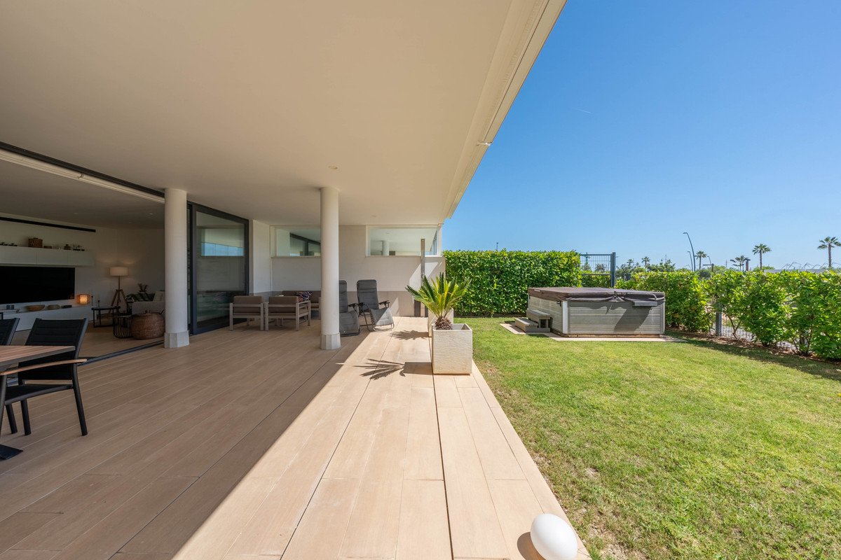 2 Bed Ground Floor Apartment in Fuengirola