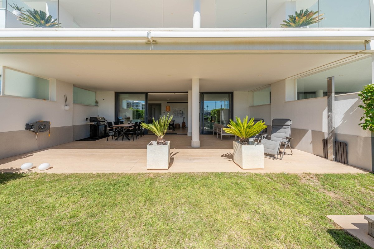 2 Bed Ground Floor Apartment in Fuengirola