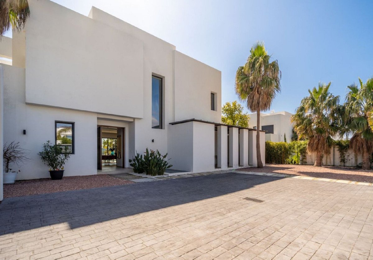 4 Bed Detached Villa in La Cala Golf