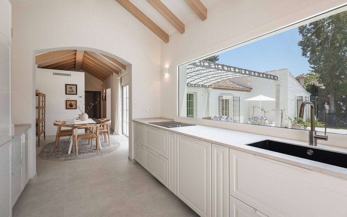 3 Bed Detached Villa in Guadalmina Alta