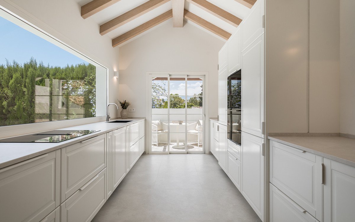 3 Bed Detached Villa in Guadalmina Alta