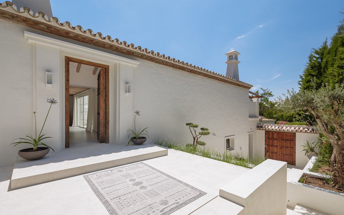 3 Bed Detached Villa in Guadalmina Alta