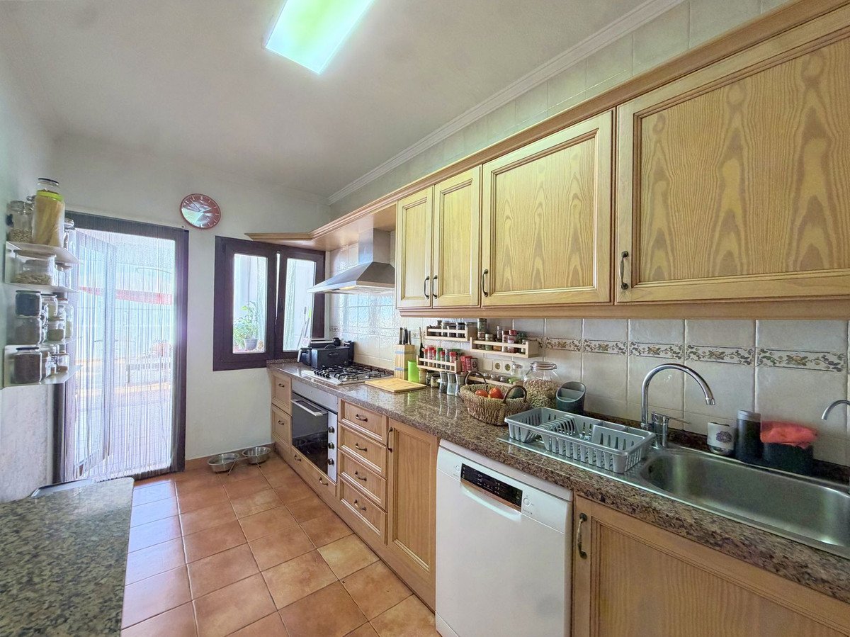 3 Bed Townhouse in Benahavís