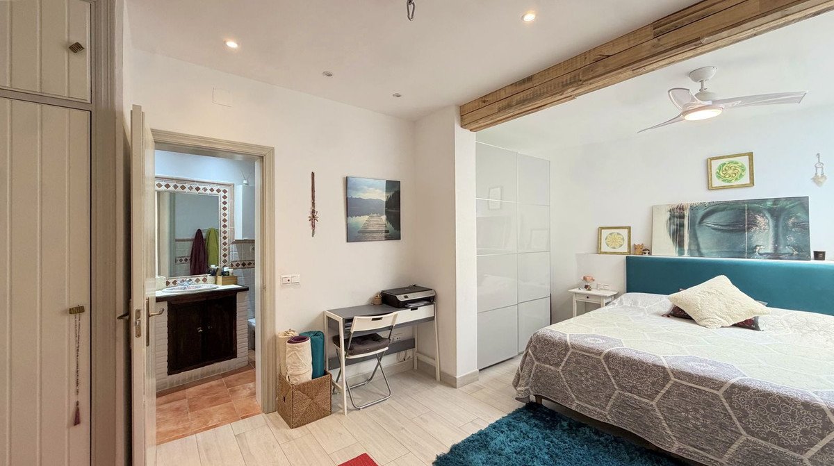 3 Bed Townhouse in Benahavís