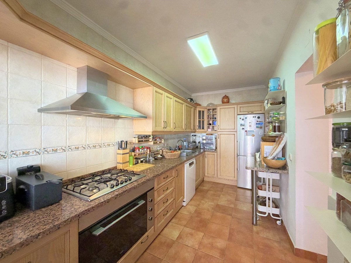 3 Bed Townhouse in Benahavís