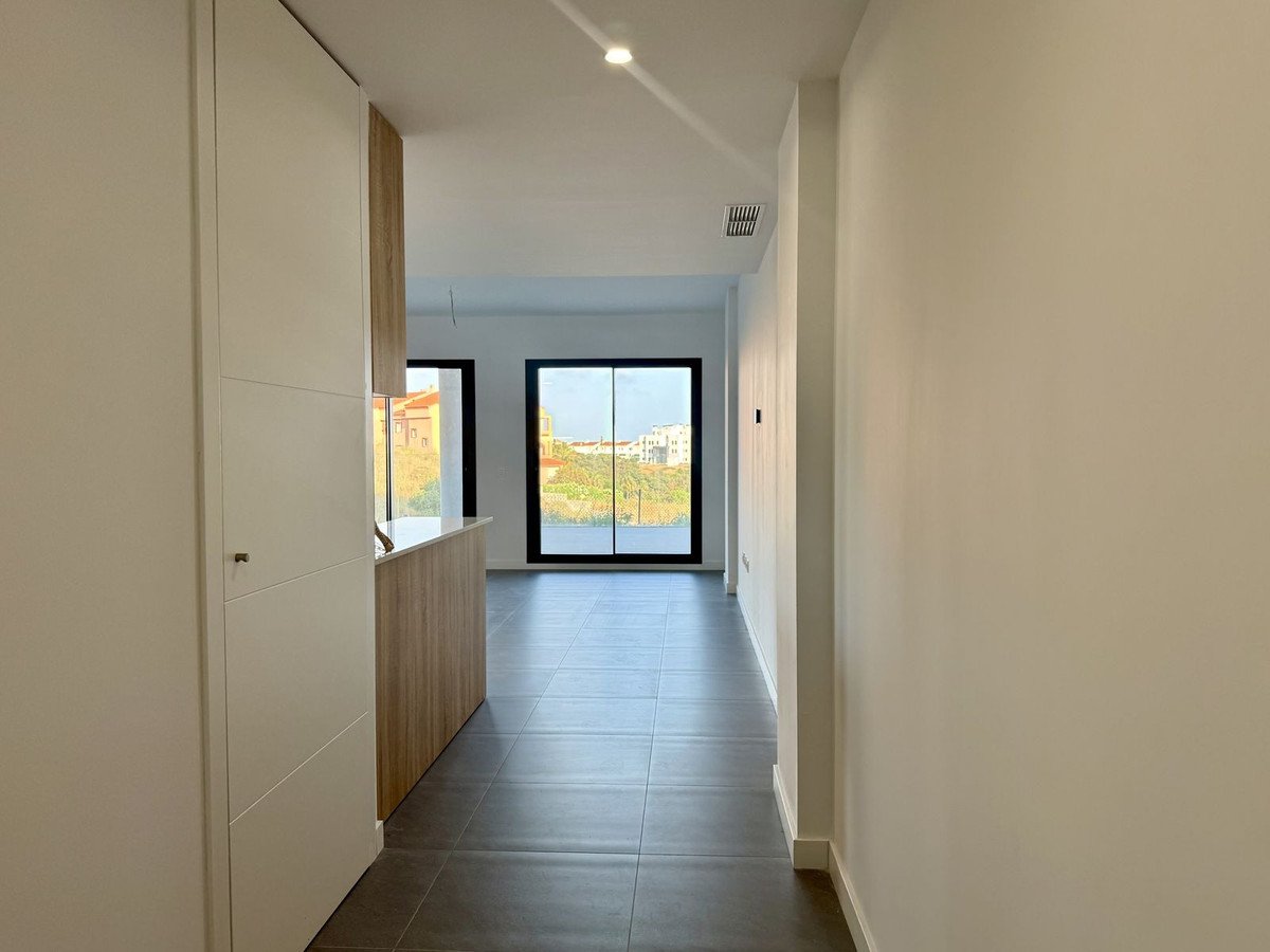 2 Bed Ground Floor Apartment in El Faro