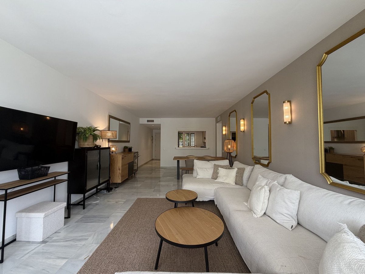 3 Bed Ground Floor Apartment in Estepona