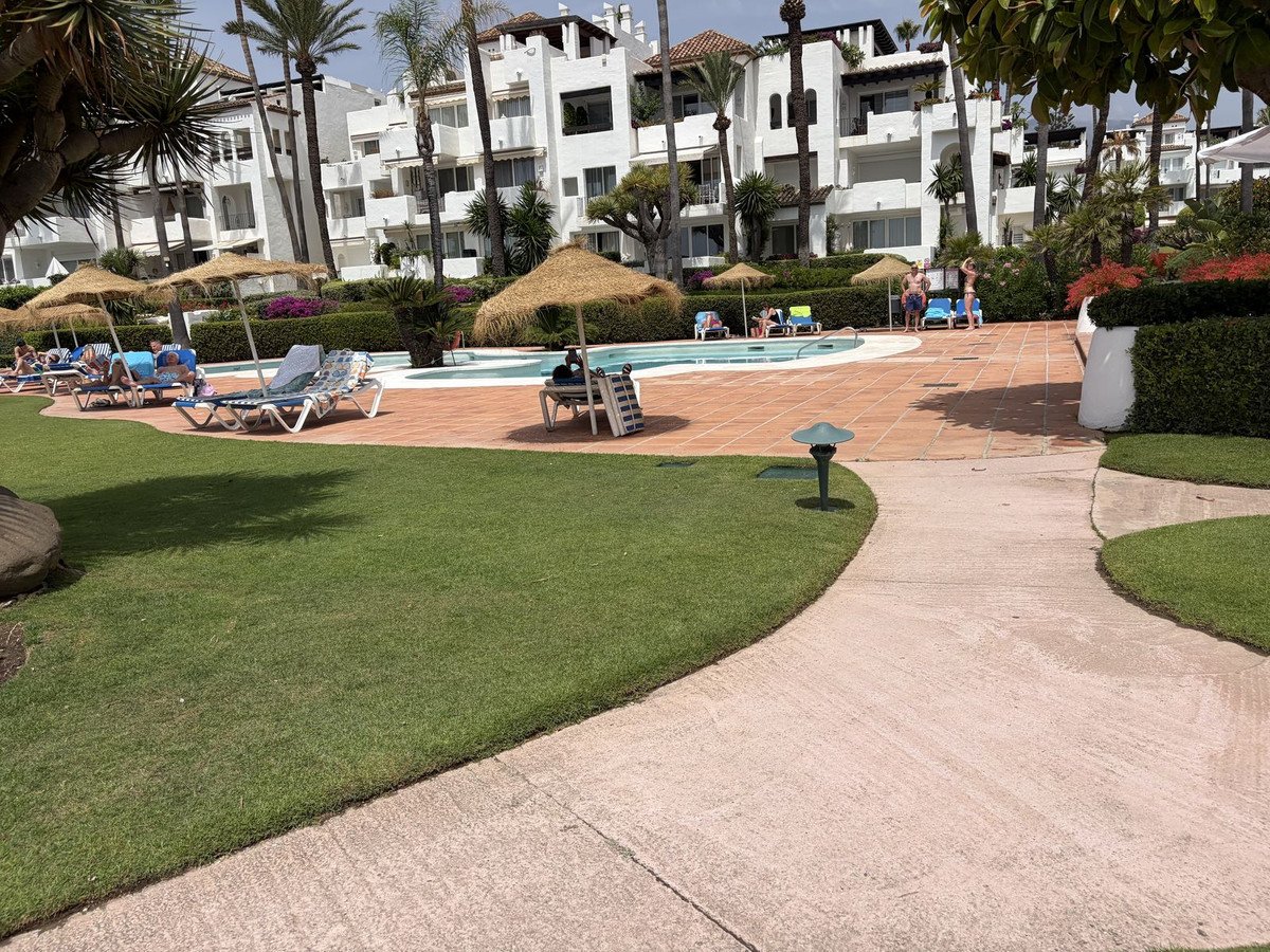 3 Bed Ground Floor Apartment in Estepona