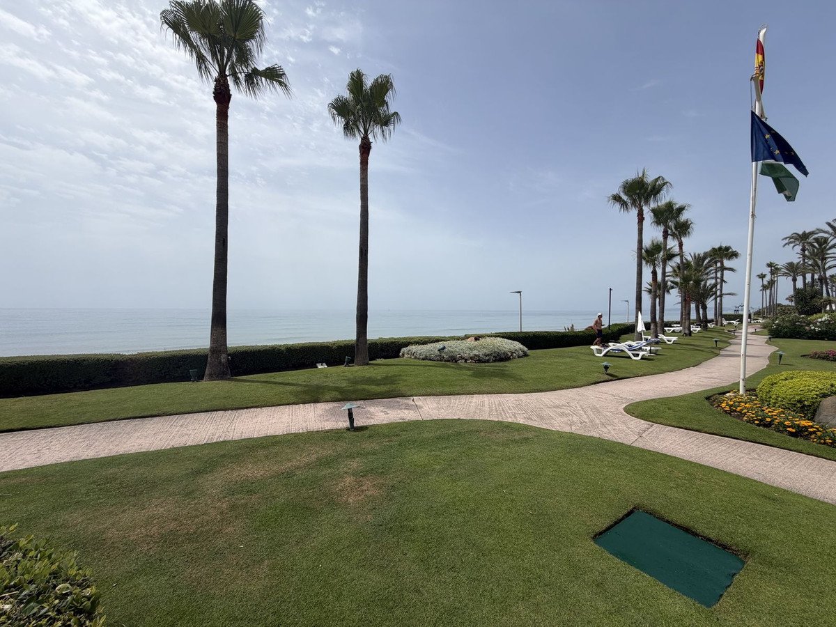3 Bed Ground Floor Apartment in Estepona