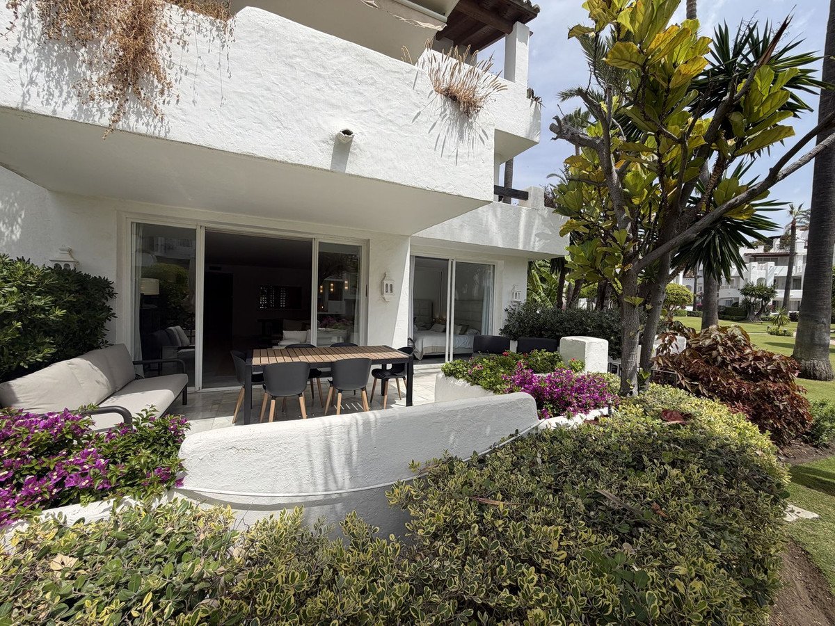 3 Bed Ground Floor Apartment in Estepona