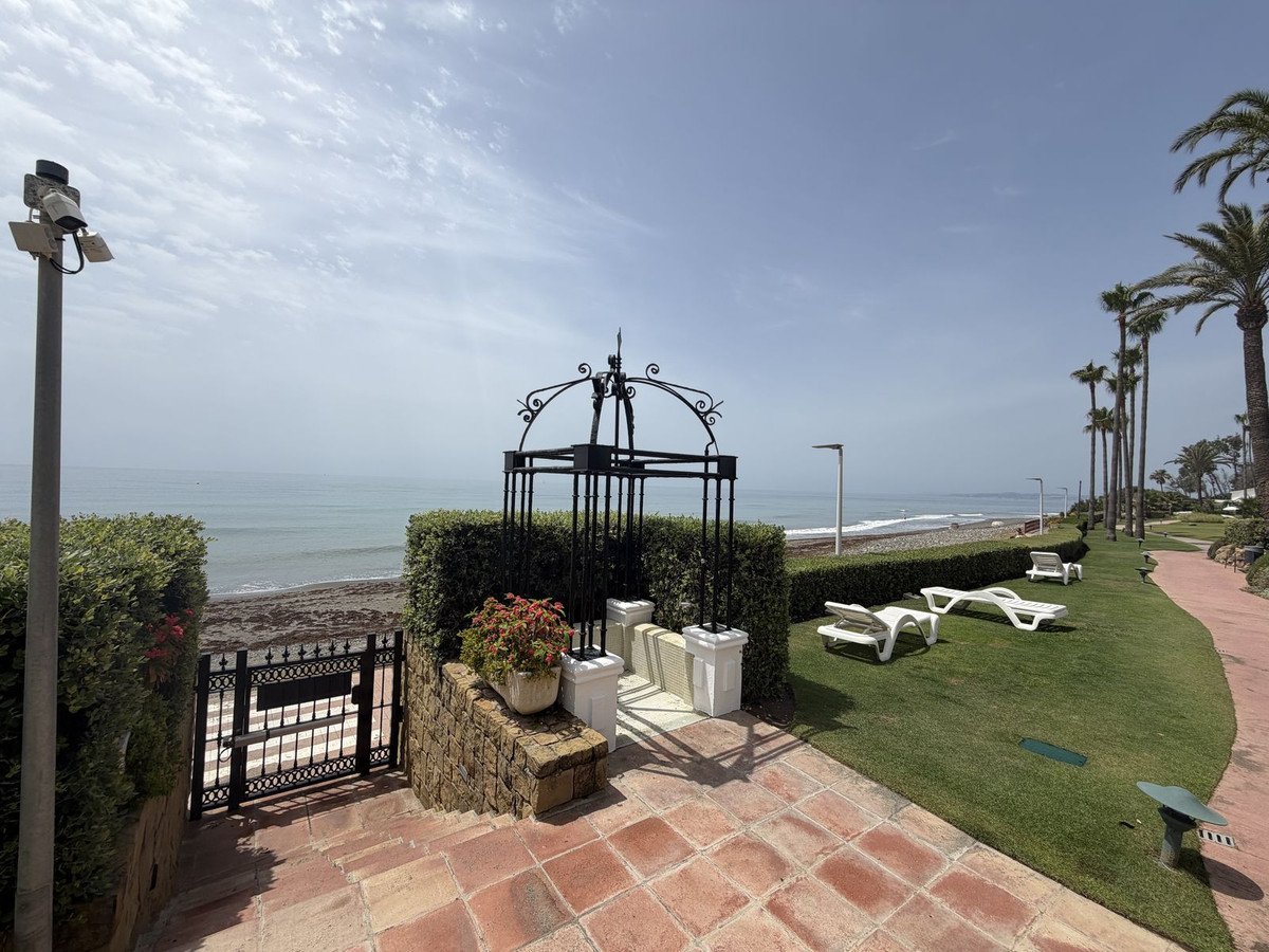 3 Bed Ground Floor Apartment in Estepona
