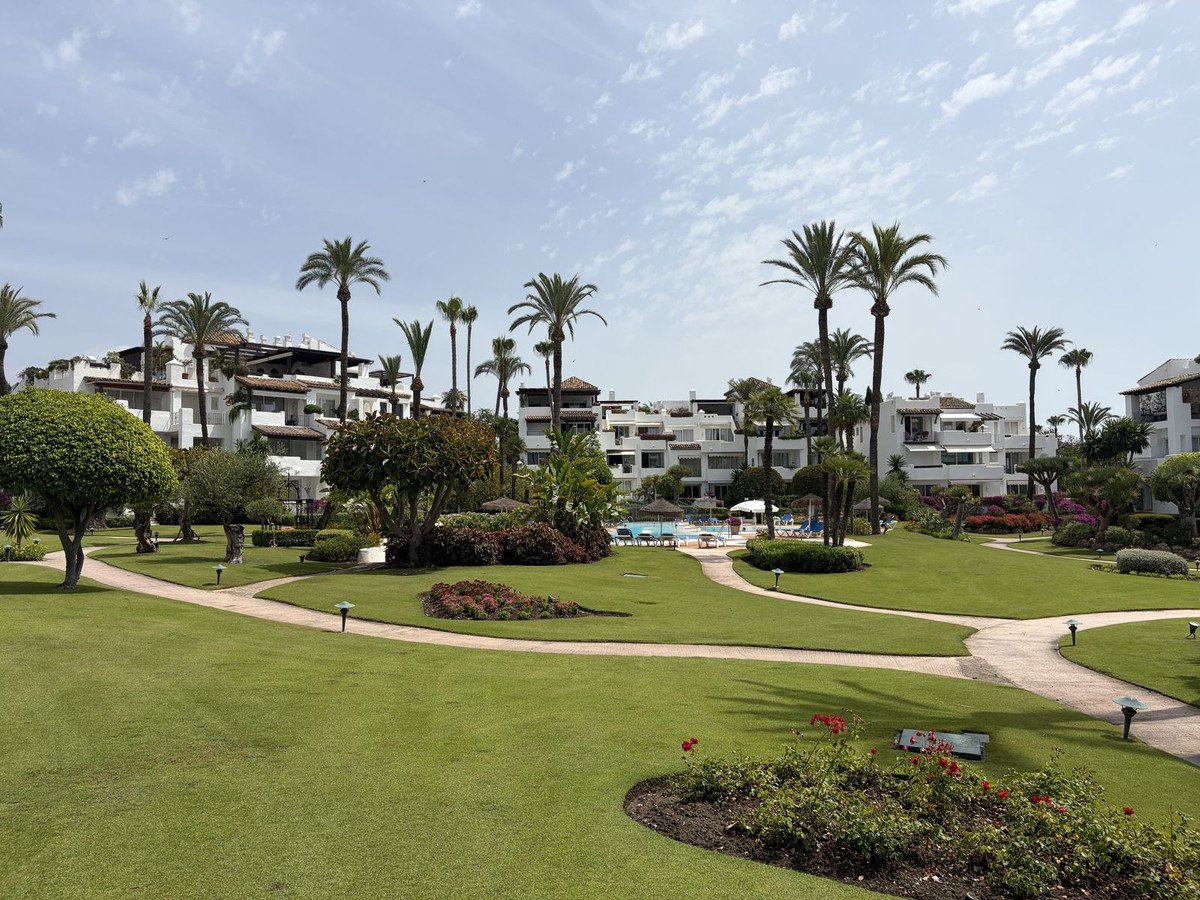 3 Bed Ground Floor Apartment in Estepona