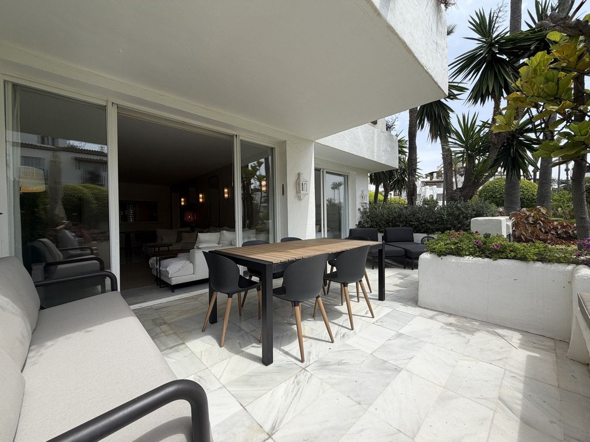 3 Bed Ground Floor Apartment in Estepona