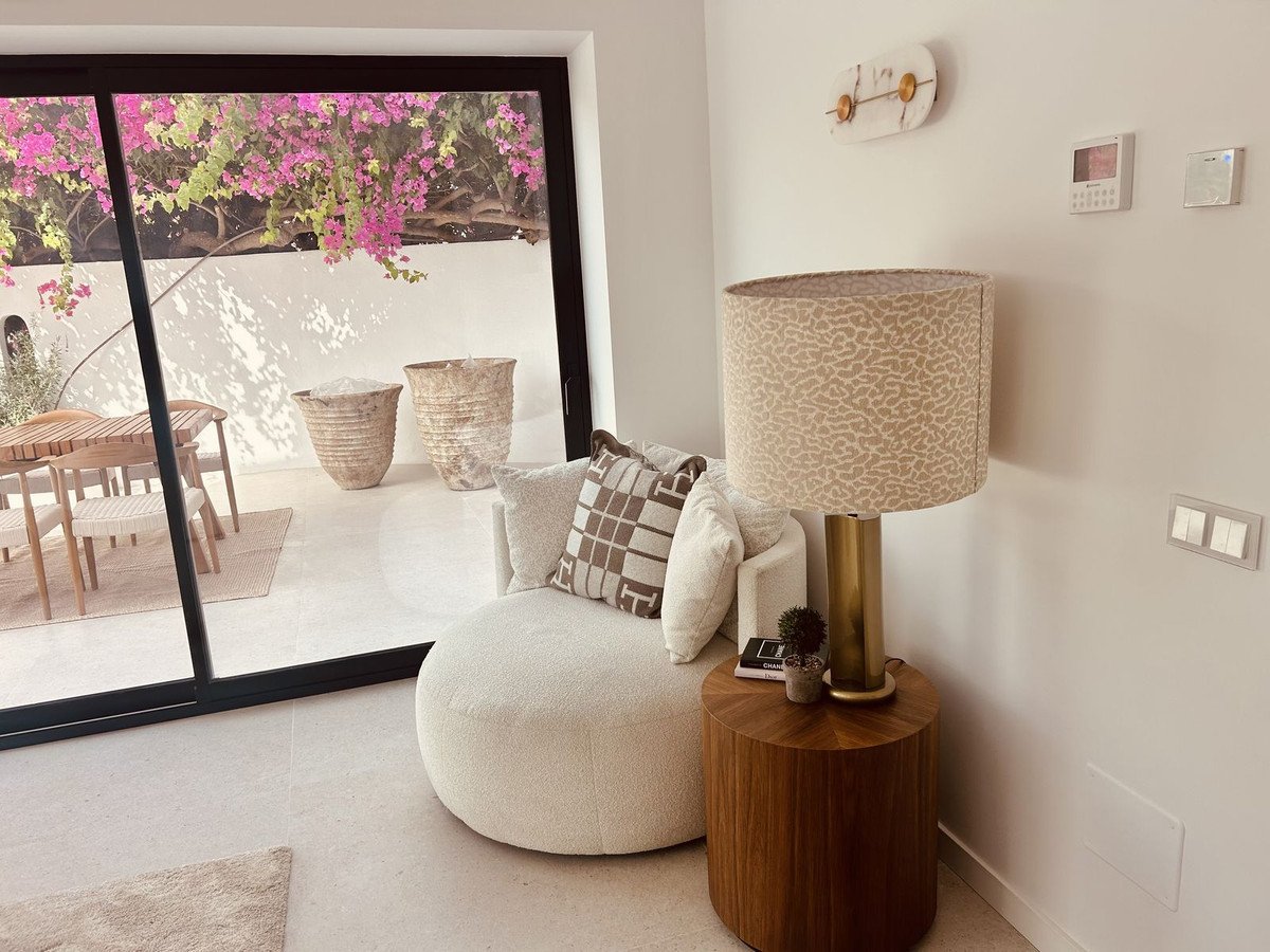 4 Bed Townhouse in The Golden Mile