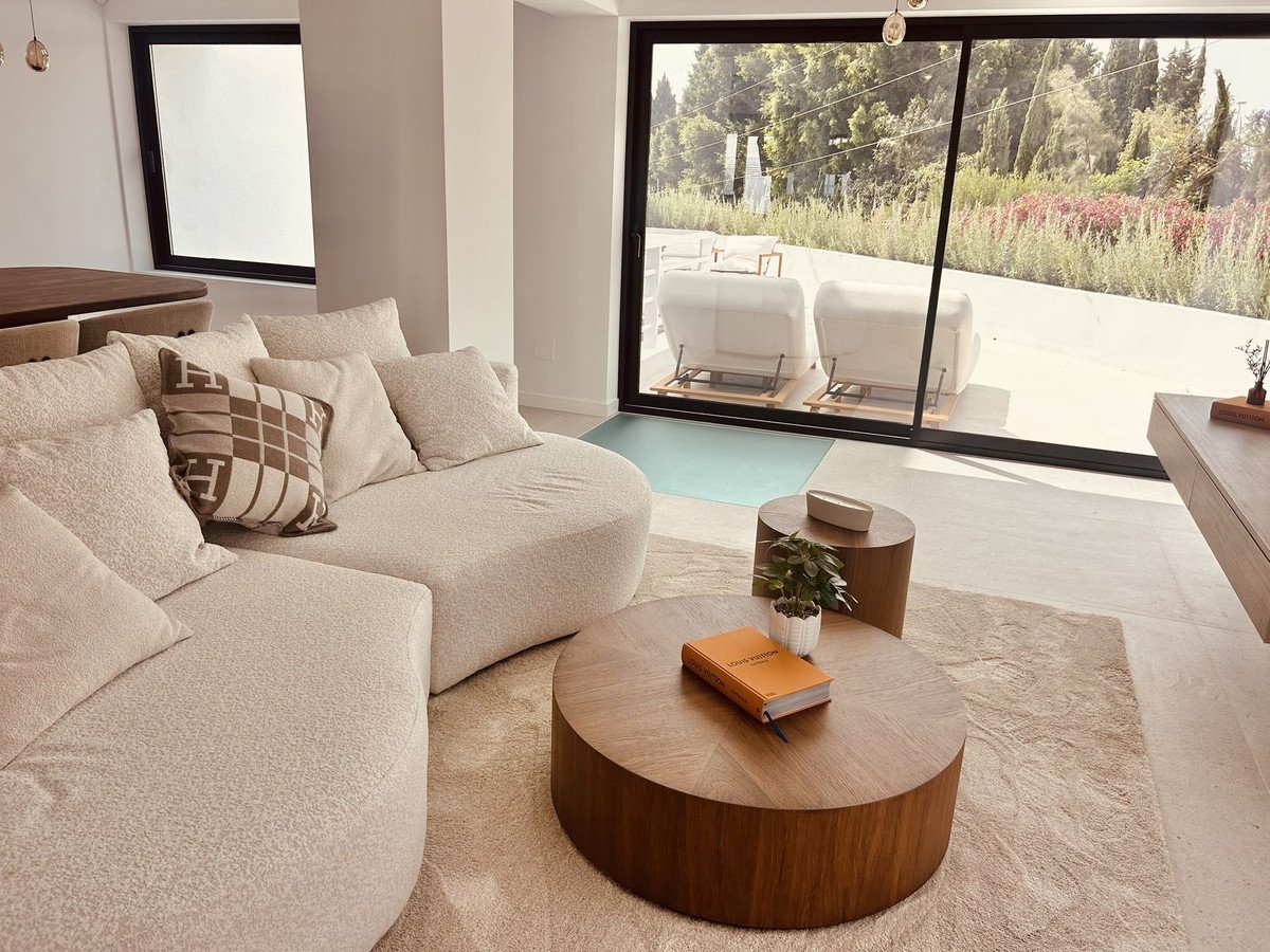 4 Bed Townhouse in The Golden Mile
