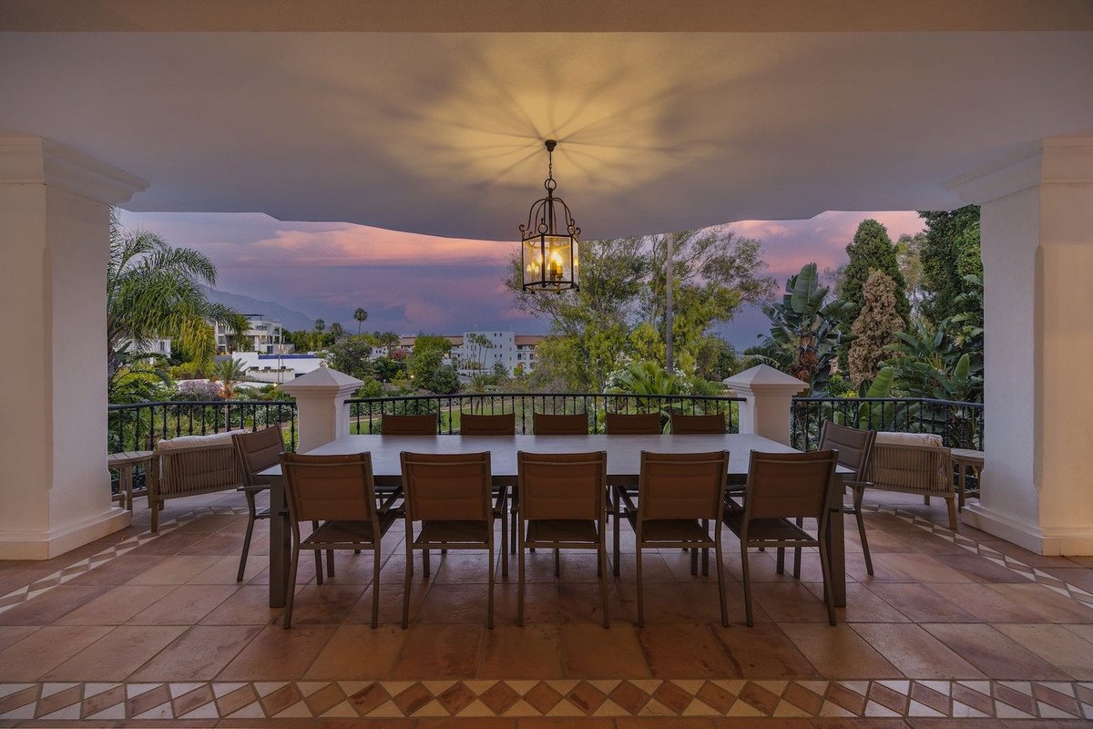 8 Bed Detached Villa in Benahavís