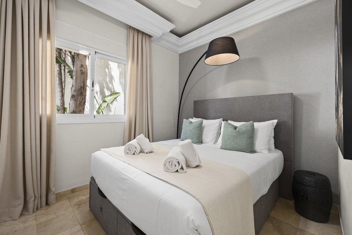 8 Bed Detached Villa in Benahavís