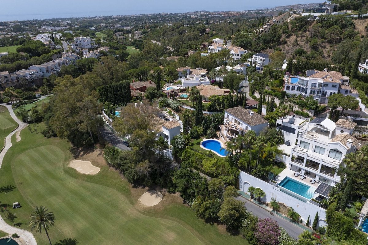 8 Bed Detached Villa in Benahavís
