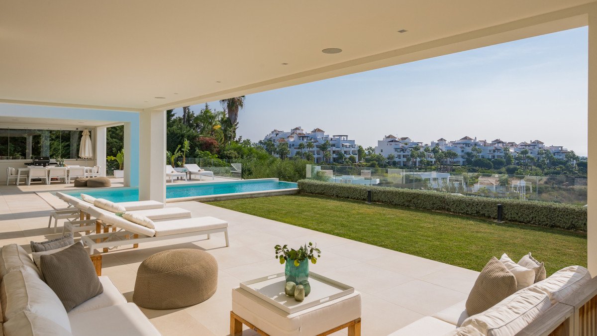 3 Bed Detached Villa in Benahavís