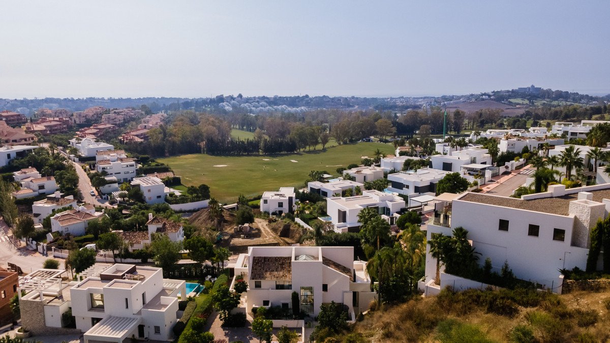 3 Bed Detached Villa in Benahavís