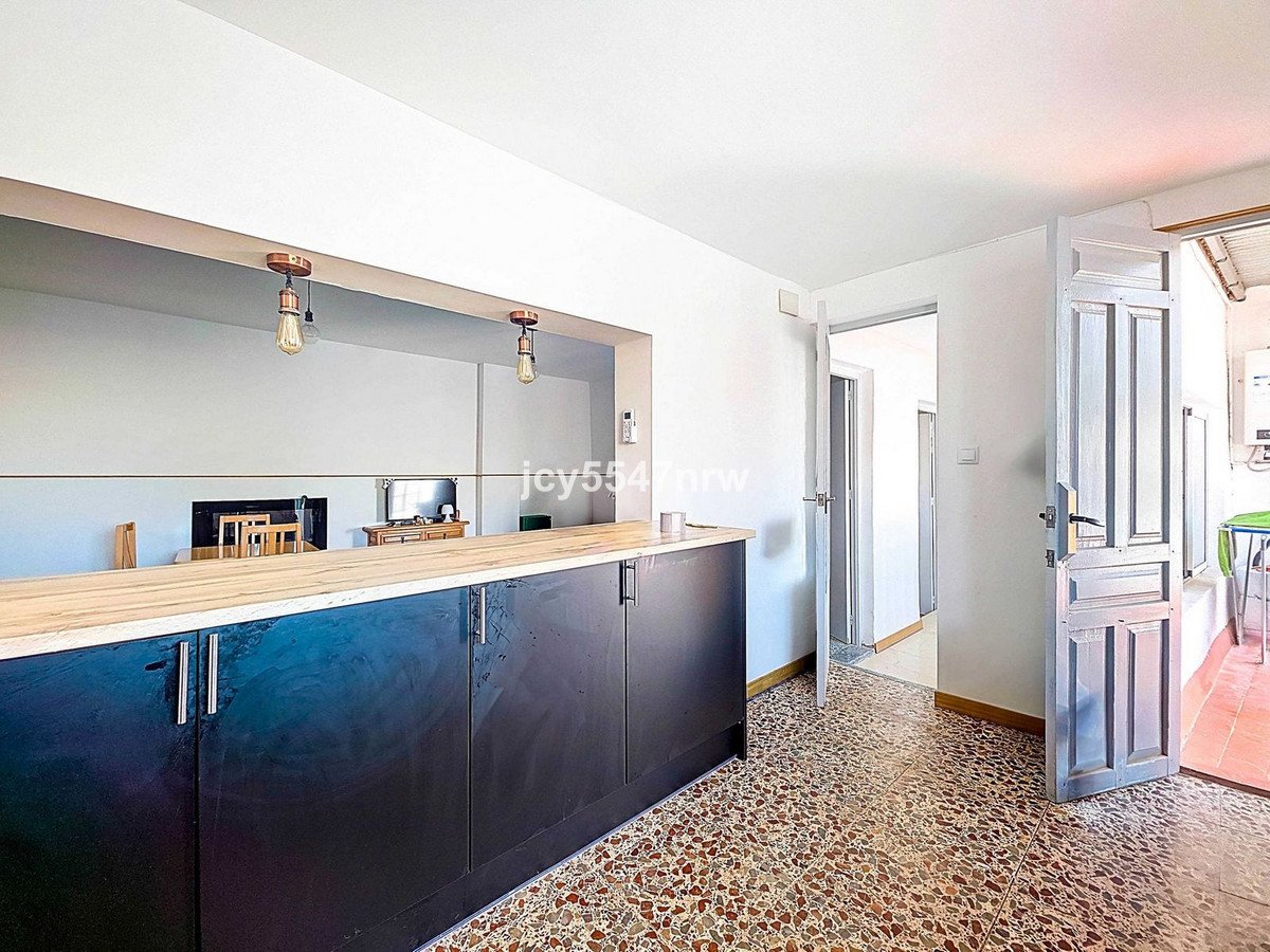 3 Bed City Palace in Pinoso