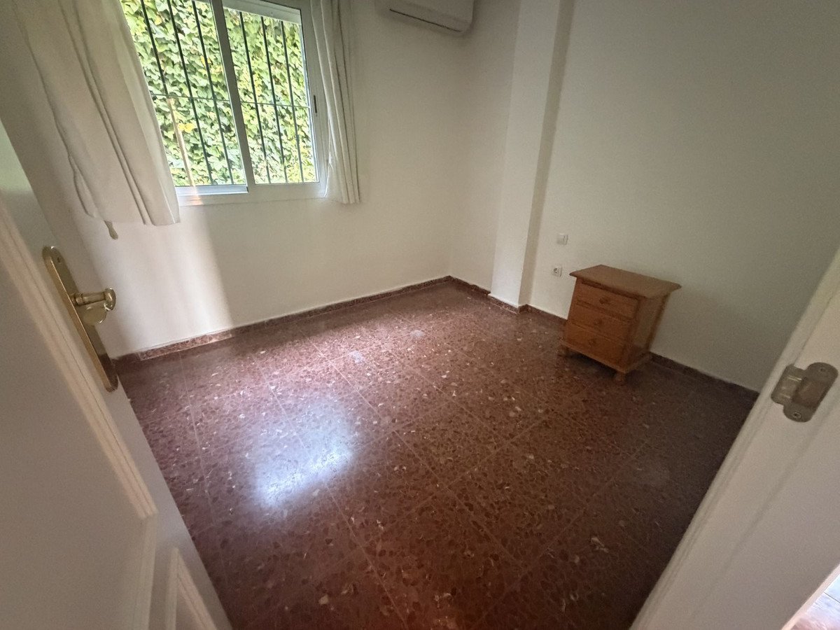2 Bed Ground Floor Apartment in Riviera del Sol