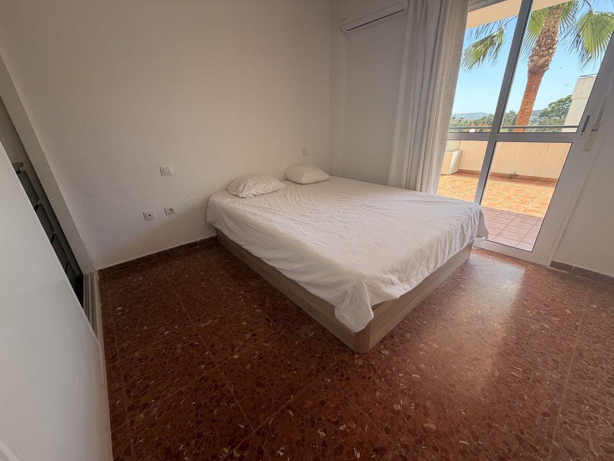 2 Bed Ground Floor Apartment in Riviera del Sol