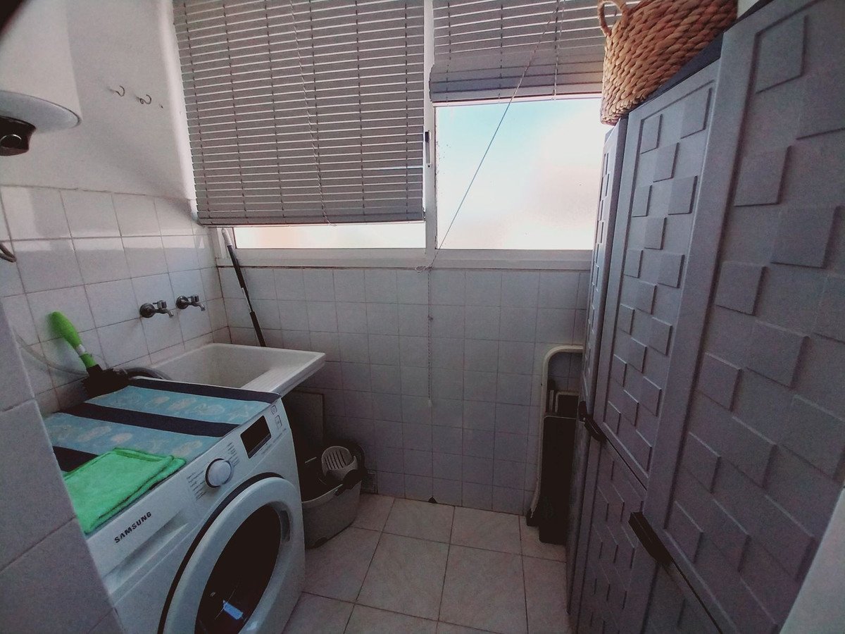 2 Bed Top Floor Apartment in Calahonda