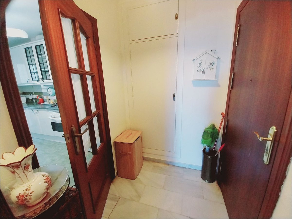 2 Bed Top Floor Apartment in Calahonda