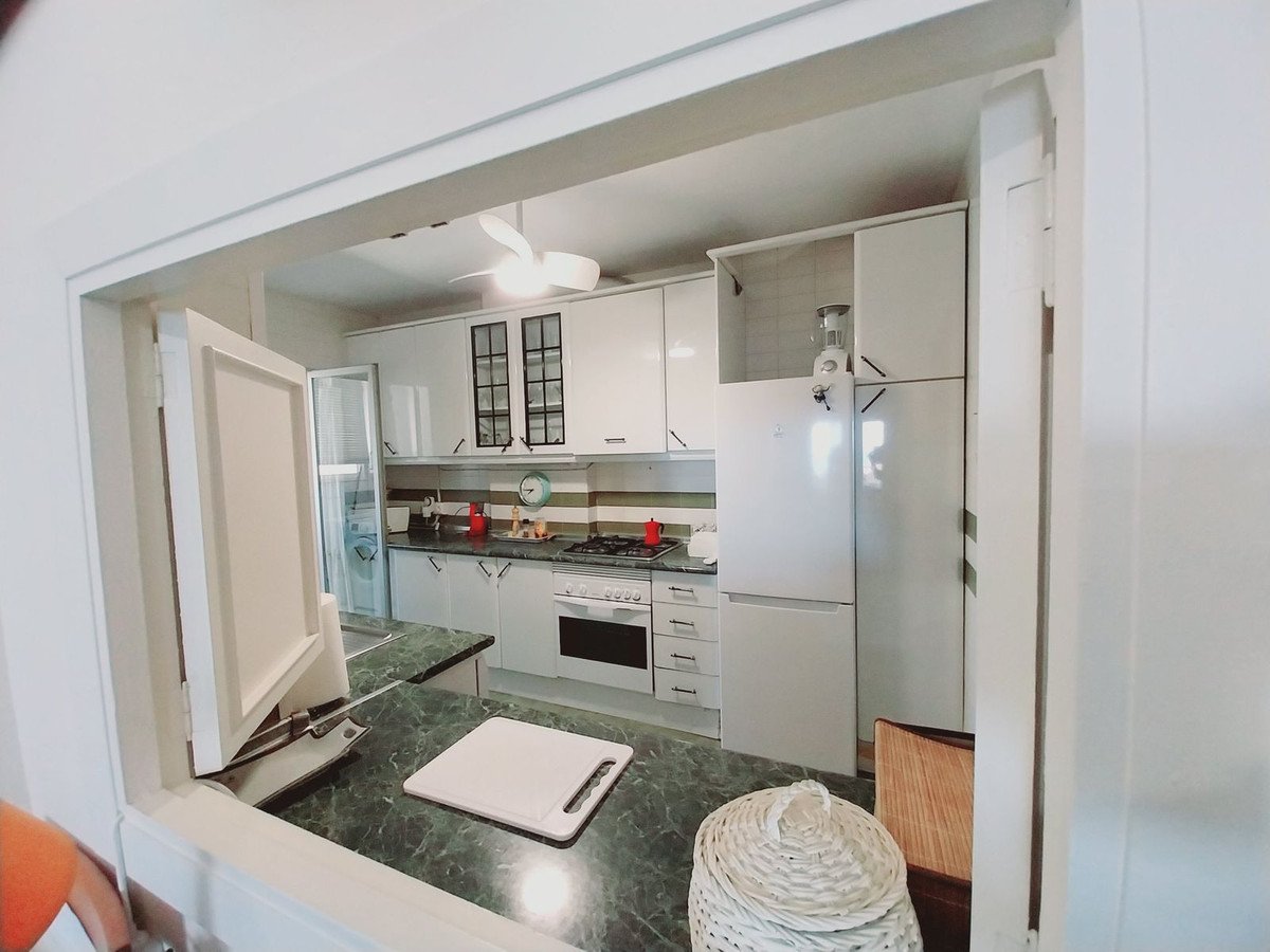 2 Bed Top Floor Apartment in Calahonda